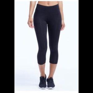 🔥 🔥Black butt booster leggings Marika